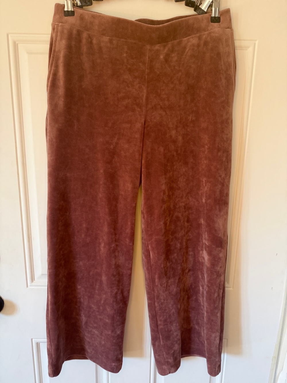 Velvet Wide-Leg Pants in Dusty Mauve